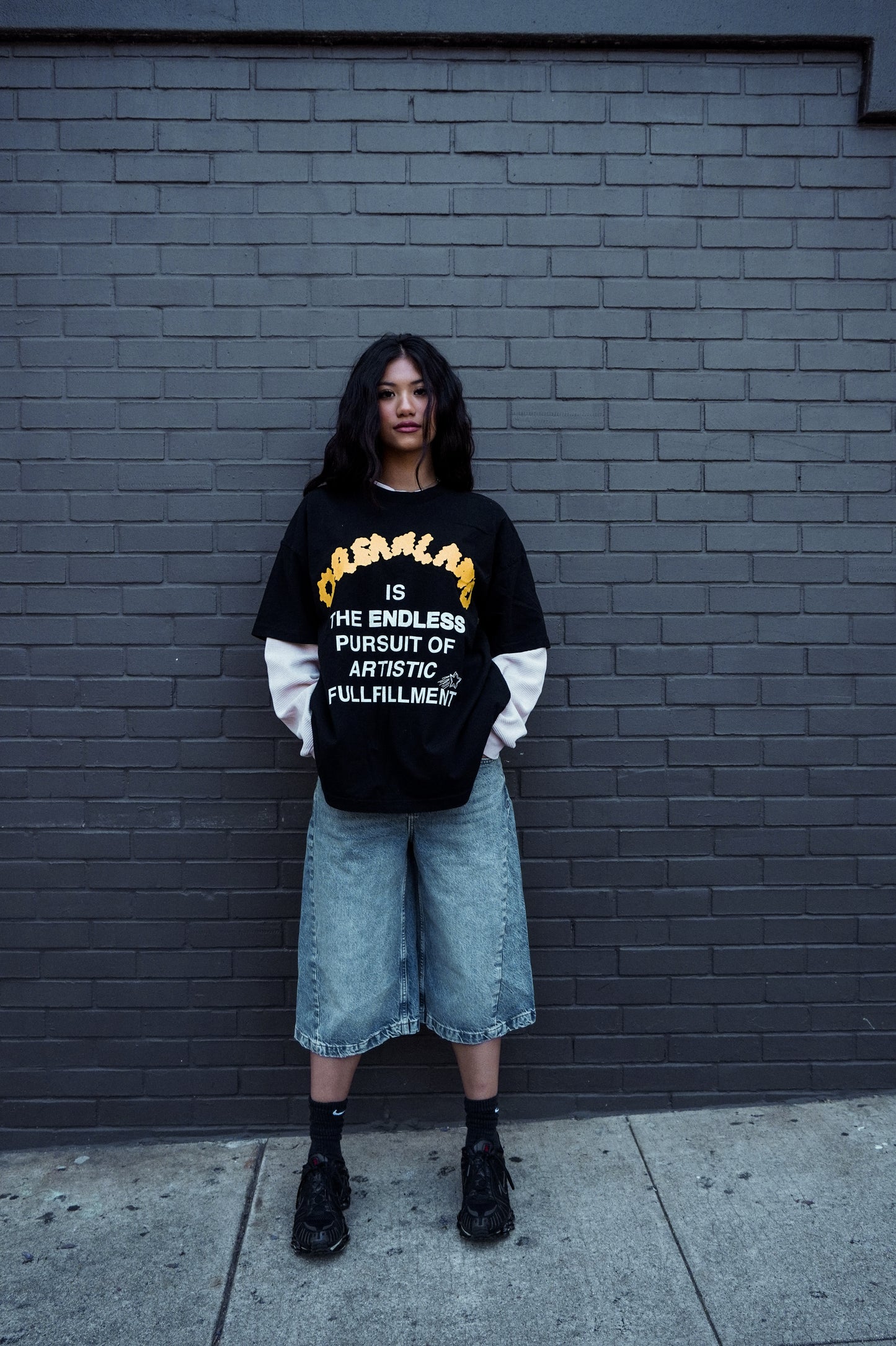 Dreamland Is Tee(Black)